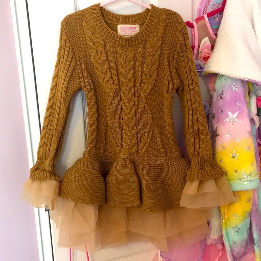 Beautiful sweater dress size 5-6